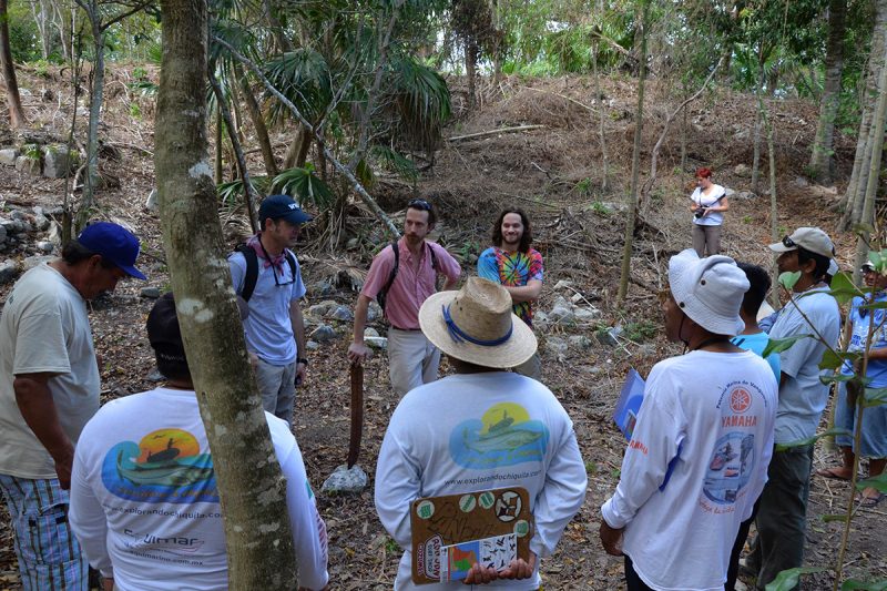 Jeffrey Glover and Dominique Rissolo chat with local tour guides at Vista Alegre.